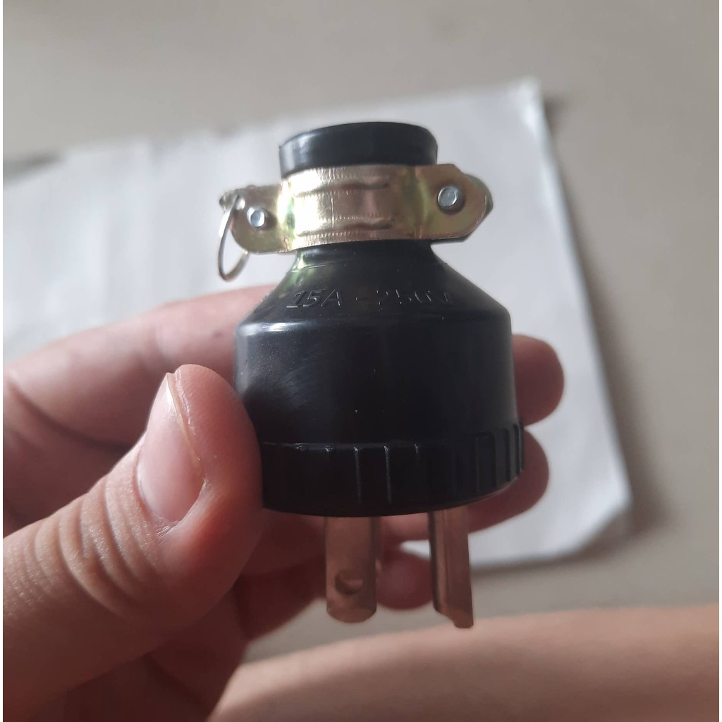Phích cắm 3 chấu - 2 dẹp thẳng 1 tròn Tiến Thành PC2-7320,1999 bằng cao su chống giật