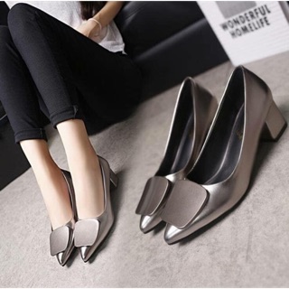 [hàng oder 10-15 ngày về] giày gót vuông (có sẵn ghi sz 39)