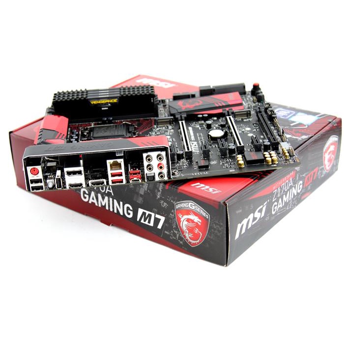 Chặn main ASUS Z170A GAMING M7 dùng nắp sau thùng máy