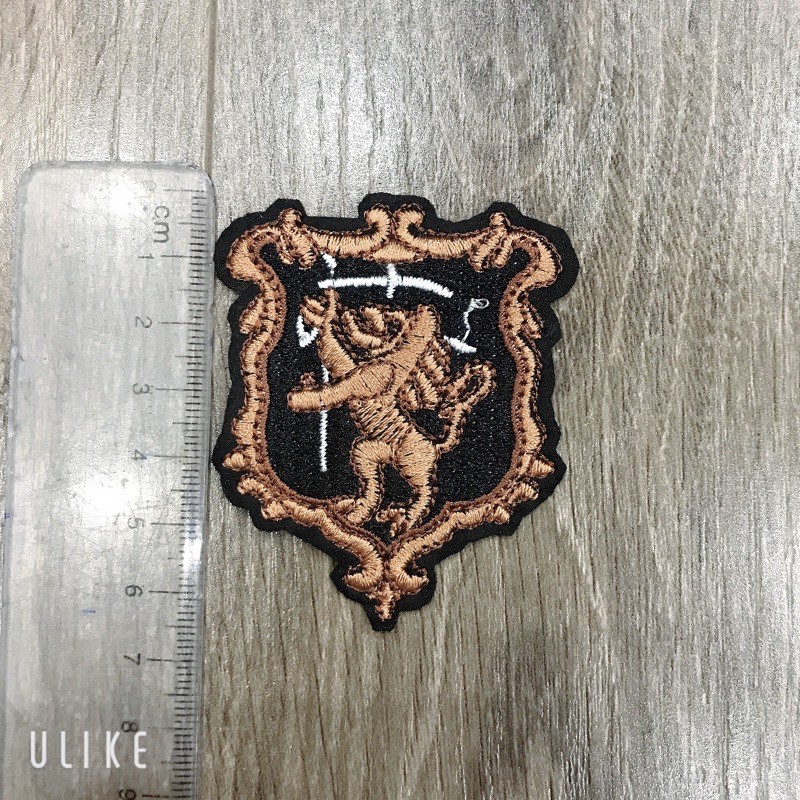 Sticker , logo 2 hình thêu Sử tử + Đại bàng