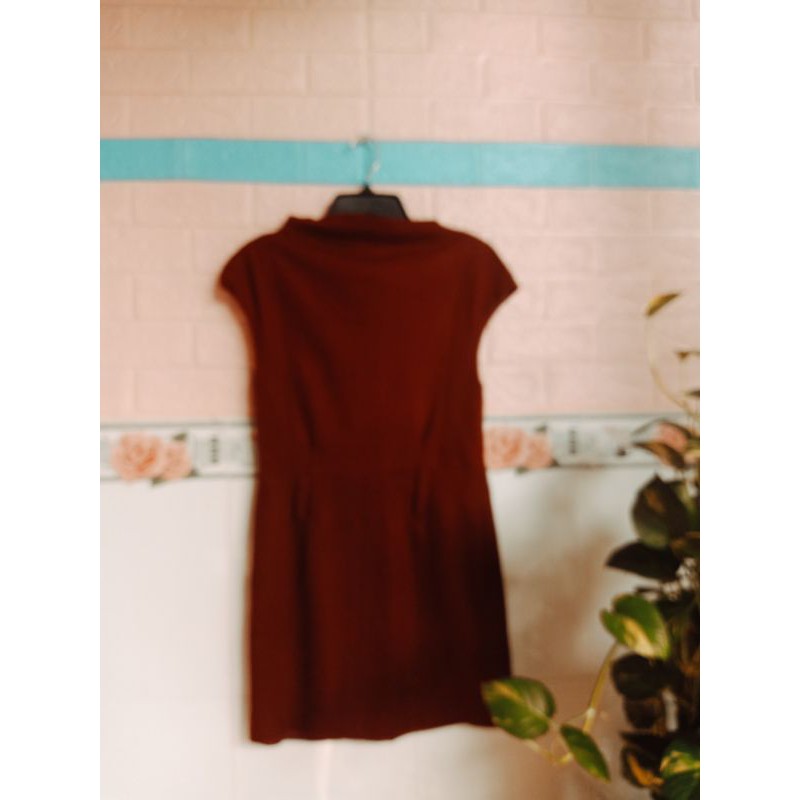 Đầm dạ màu đỏ đô cổ đổ siêu đẹp hàng secondhand Size S M