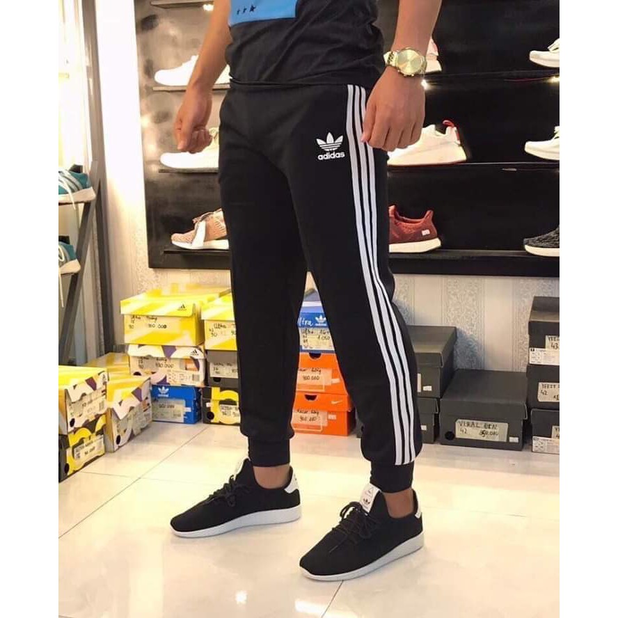 Quần Jogger nam 3 sọc cổ điển ống bo, Chất Poly BC form đẹp, Form Slim Fit Full tem tag