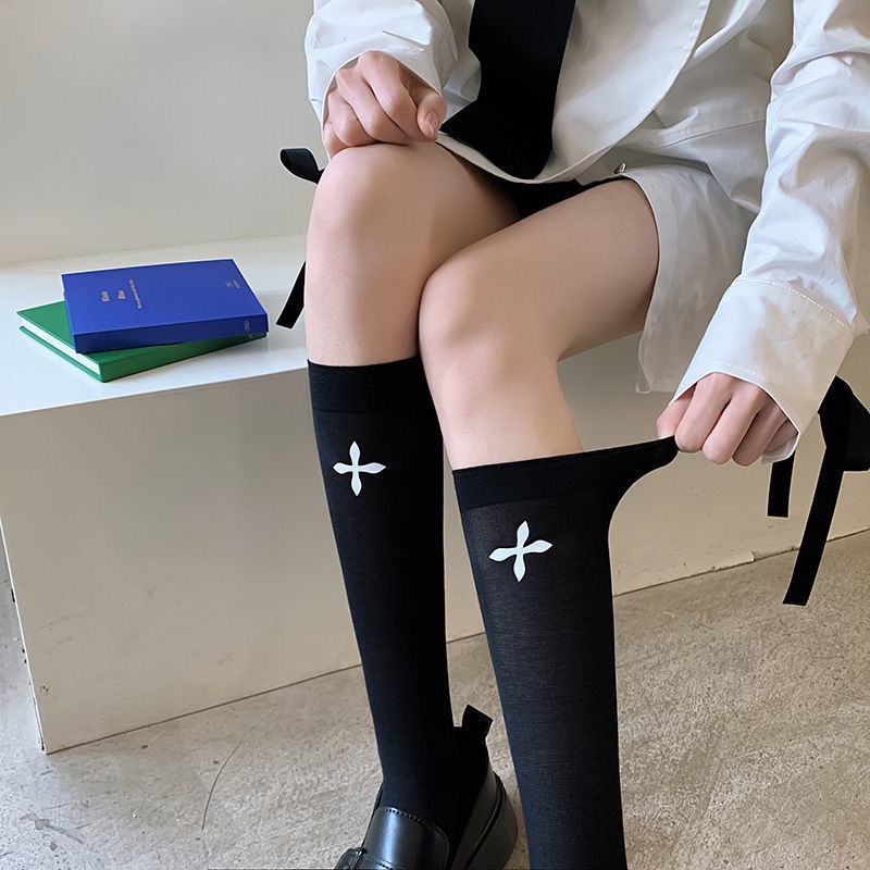 Jiashucheng Tất Cổ Cao Vừa Màu Trắng Đen Phong Cách Nhật Bản Dễ Phối Đồ Cho Nữ Sinh