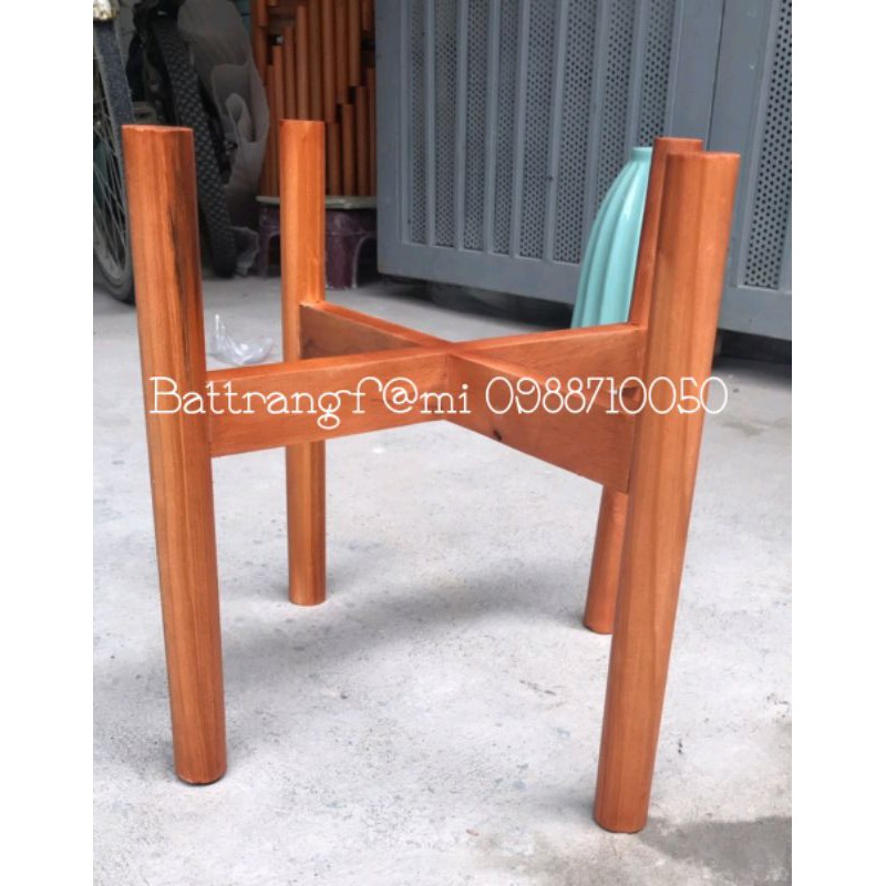 Chân kệ gỗ