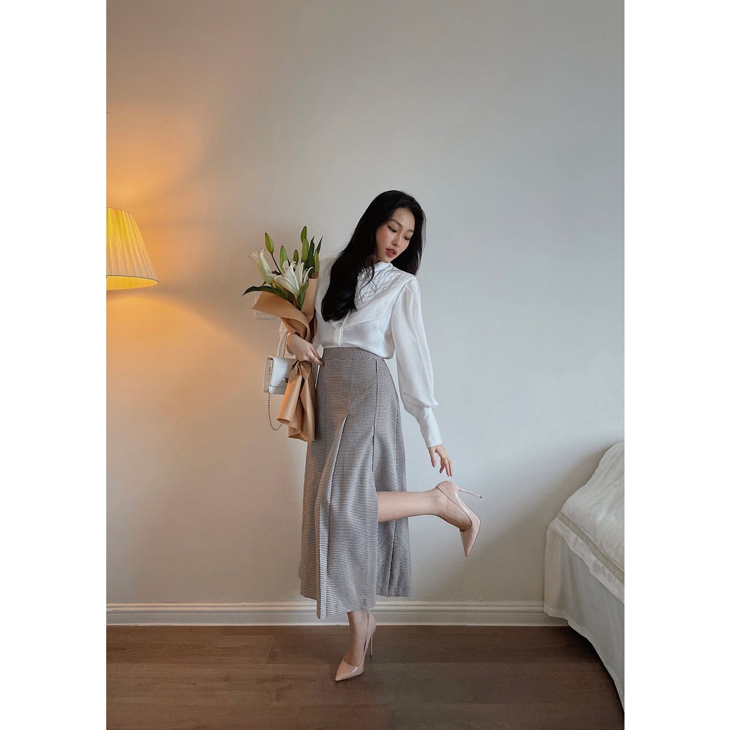 Áo sơ mi lụa satin nữ HUONG BOUTIQUE HBSM942 đáp ngực trần bông