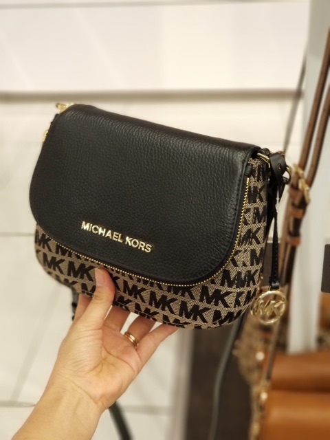 Túi michael kors chính hãng sale