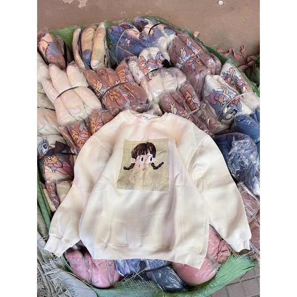 Áo nỉ hoodies cổ tròn in hình cô gái tóc nơ