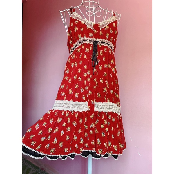 Đầm lolita hoa nhí phong cách vintage mori girl