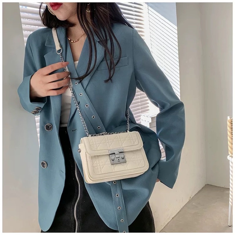 Túi xách CK xuất dư dáng hộp họa tiết da cá sấu cực xinh form cứng cáp hàng loại 1 cao cấp