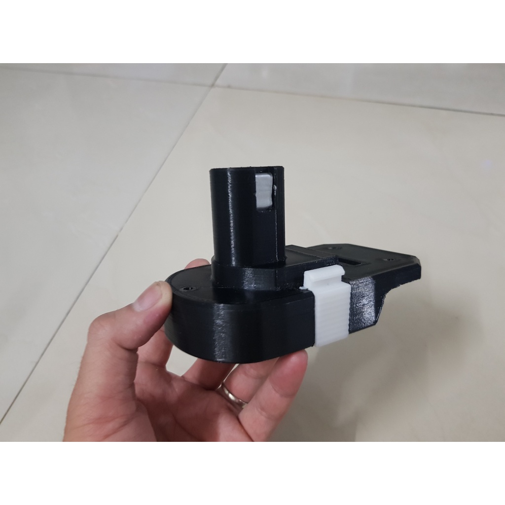Đế chuyển Pin Makita cho máy Ryobi One + 18v