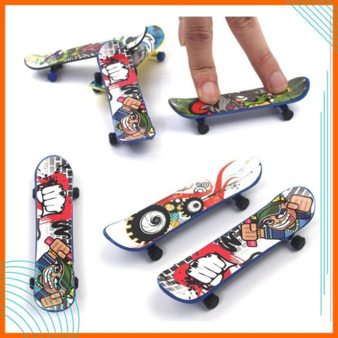 Ván Trượt Ngón Tay Mini Kích Thước 9.5cm Cho Bé (có 40 mẫu) Finger BoardCÓ SẴNCHỌN MẪUFOLLOW TẶNG 3K]VOUCHER 100K