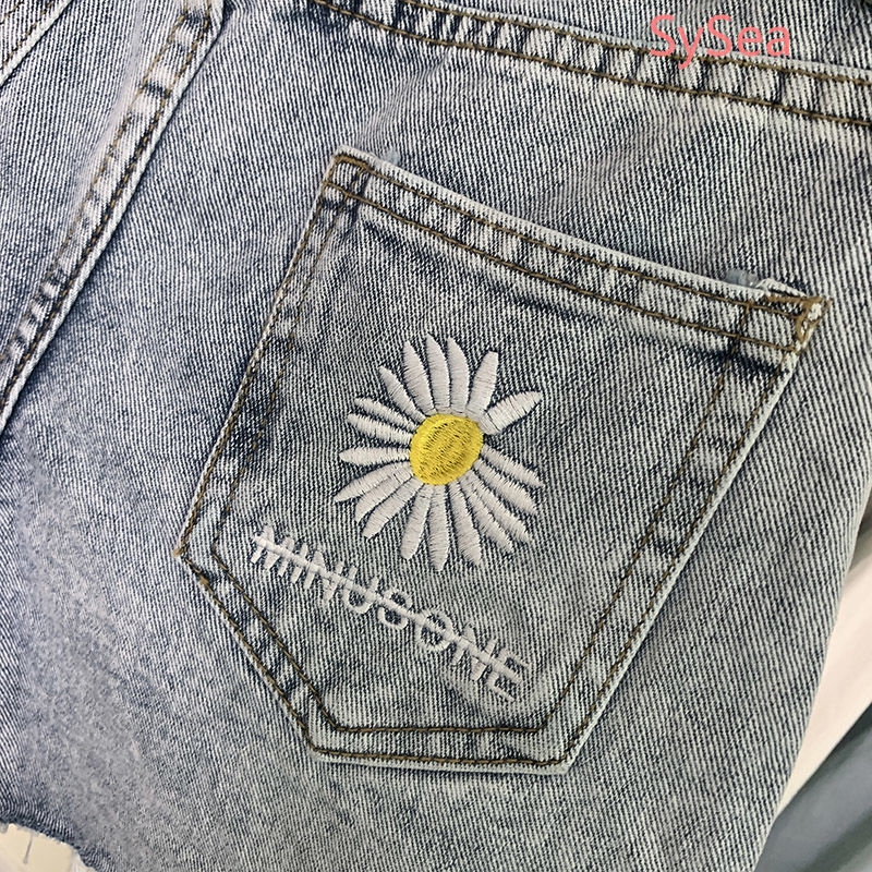 Quần Short Denim Nữ Lưng Cao Thêu Hoa Thời Trang
