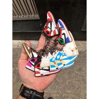 móc khoá sneaker siêu xinh