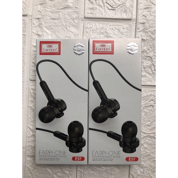 Tai nghe có dây Earldom sử dụng cổng AUX 3.5mm thích hợp với hầu hết các dòng smartphone,laptop,pc... hiện nay