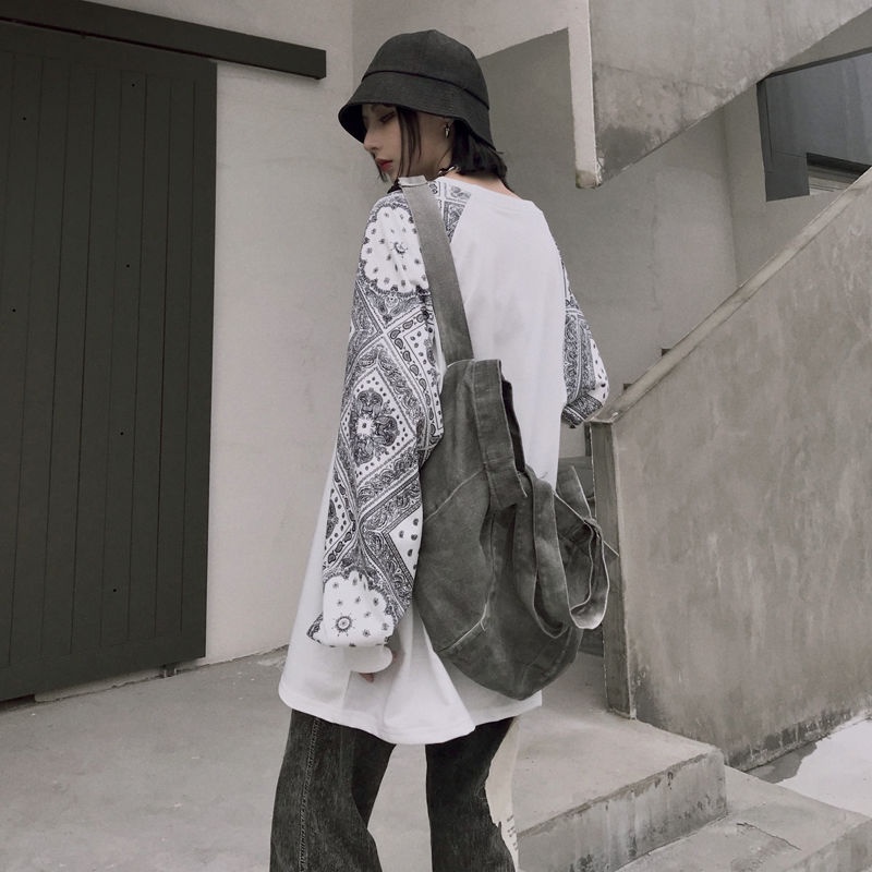 Áo thun IELGY tay dài dáng rộng in họa tiết hoa phong cách retro thời trang cho nữ