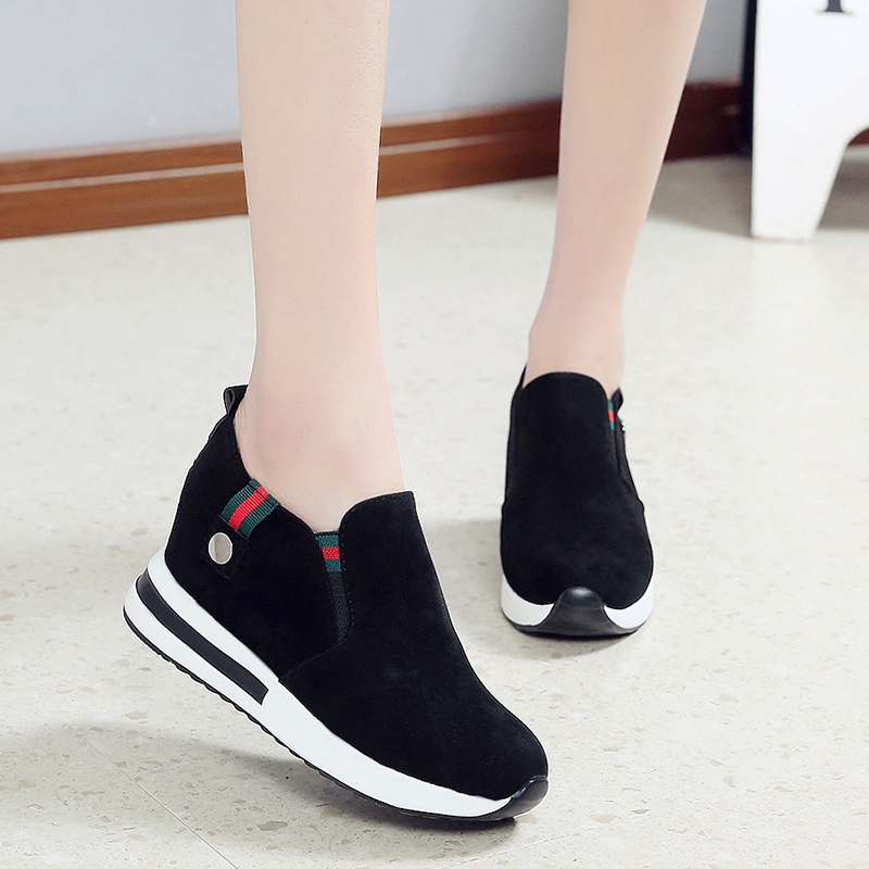 Giày lười thể thao độn đế kiểu dáng năng động cho nữ