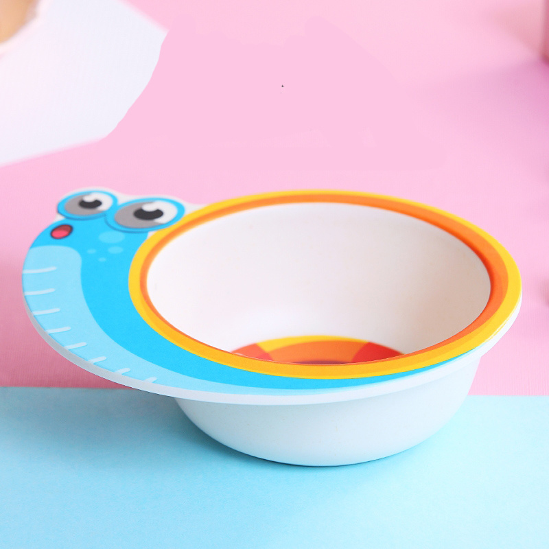 Bộ Dụng Cụ Ăn Uống Bằng Sợi Tre Họa Tiết Hoạt Hình Động Vật Dễ Thương Cho Bé