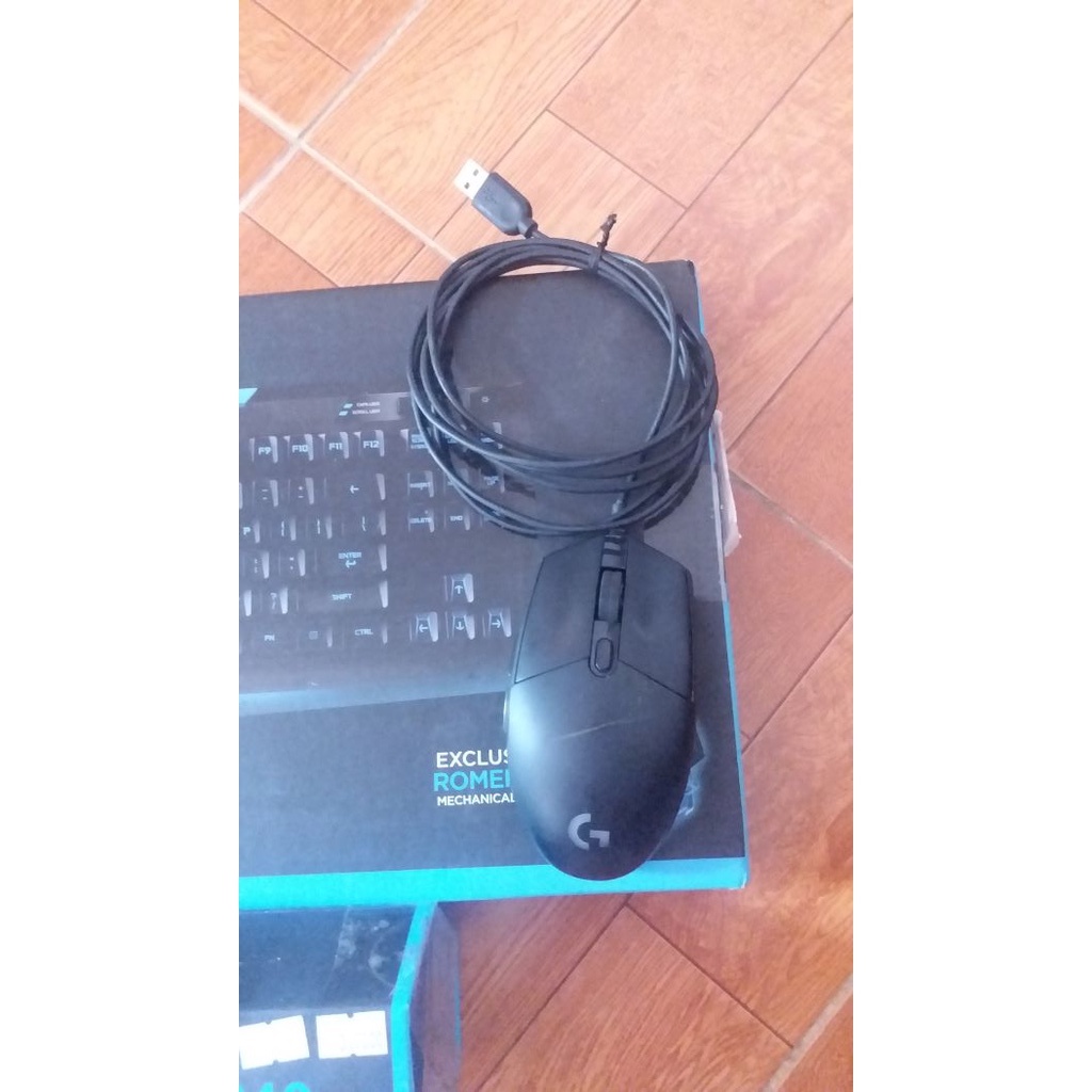 Chuột logitech g102 chính hãng spc cũ
