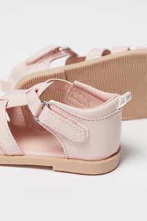 Sandal rọ hồng bé