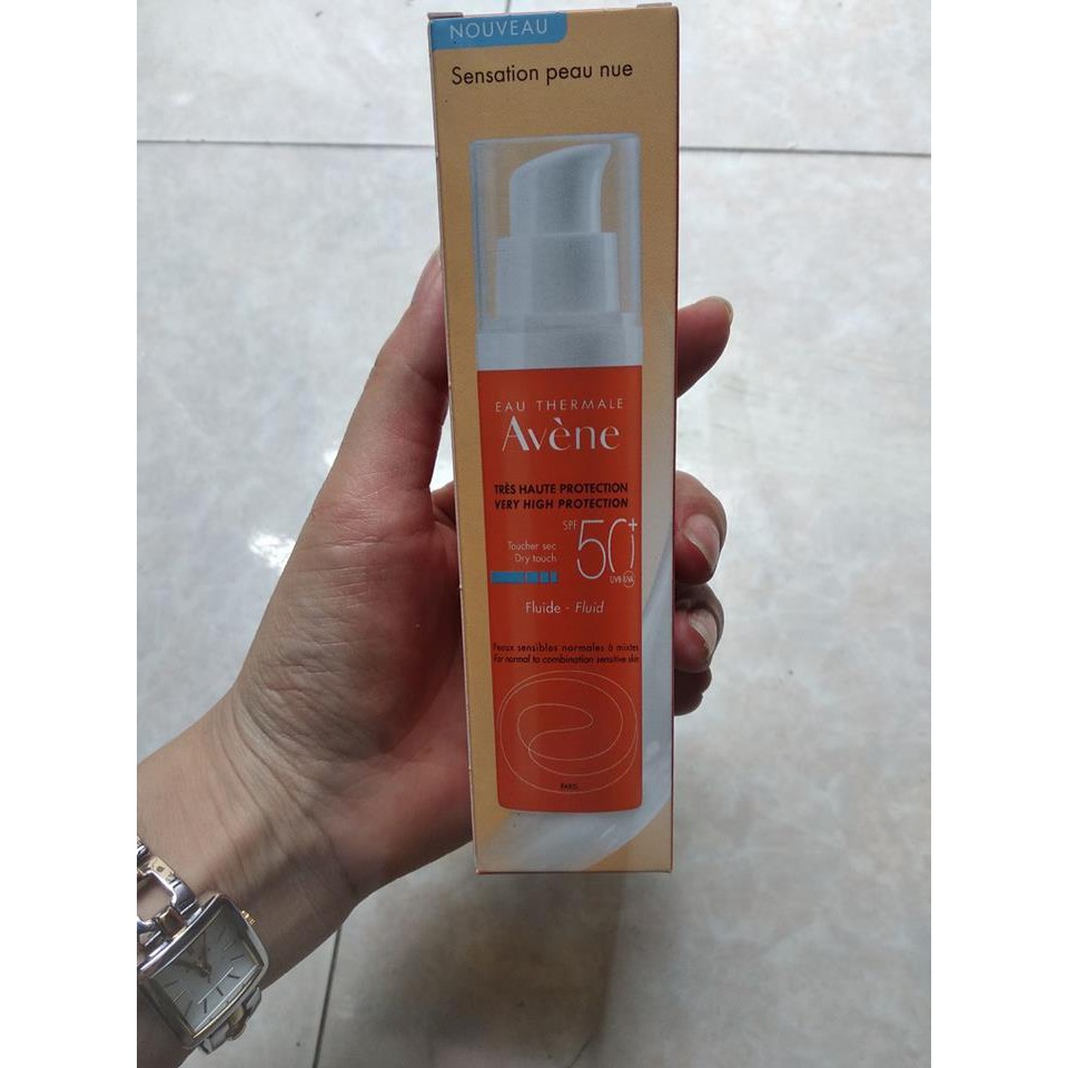 Kem chống nắng bảo vệ tối đa Avene Spf 50+ dạng xịt