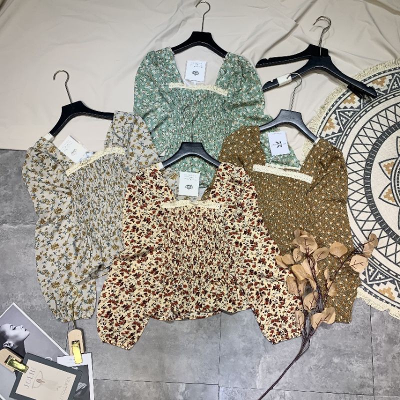 [Mã FAMAYWA giảm 10K đơn 50K] Áo sơ mi kiểu hoa nhí cổ vuông tay bồng tiểu thư | BigBuy360 - bigbuy360.vn