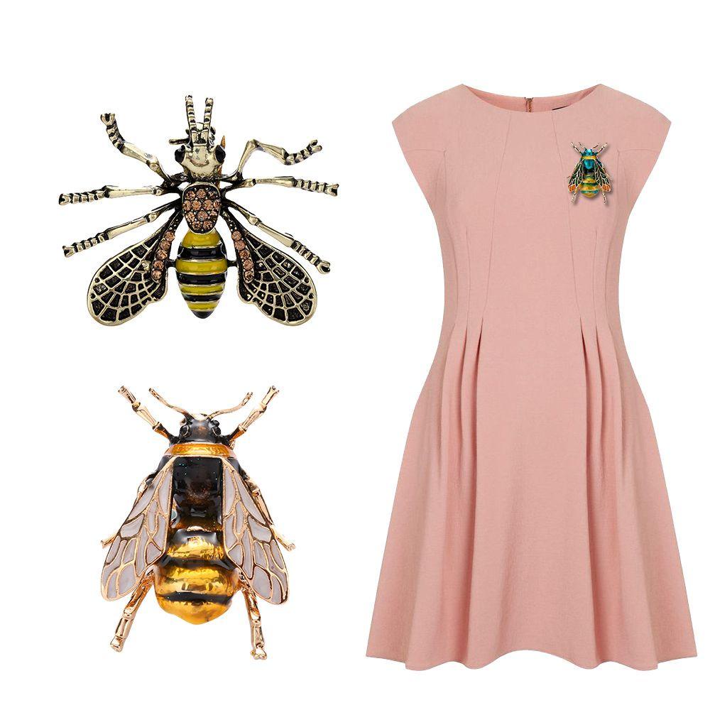 Huy Hiệu Cài Áo Hình Bumblebee Tráng Men Tinh Tế