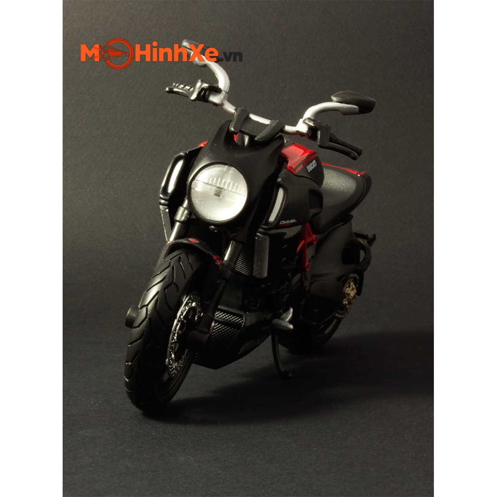 MÔ HÌNH XE DUCATI DIAVEL CARBON 1:12 MAISTO