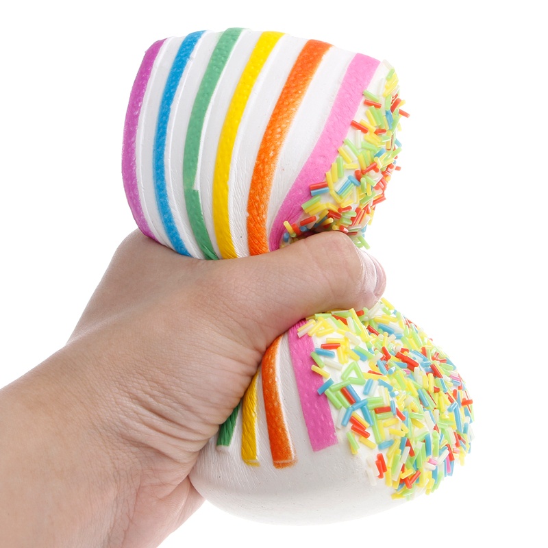 Đồ chơi squishy Giảm Stress Hình Bánh Kem Tam Giác Dễ Thương Cho Bé