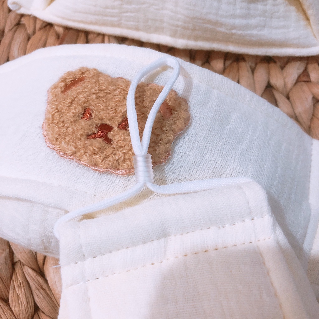 Khẩu trang muslin handmade hình gấu thêu cute chống nắng tái sử dụng nhiều lần an toàn cho bé