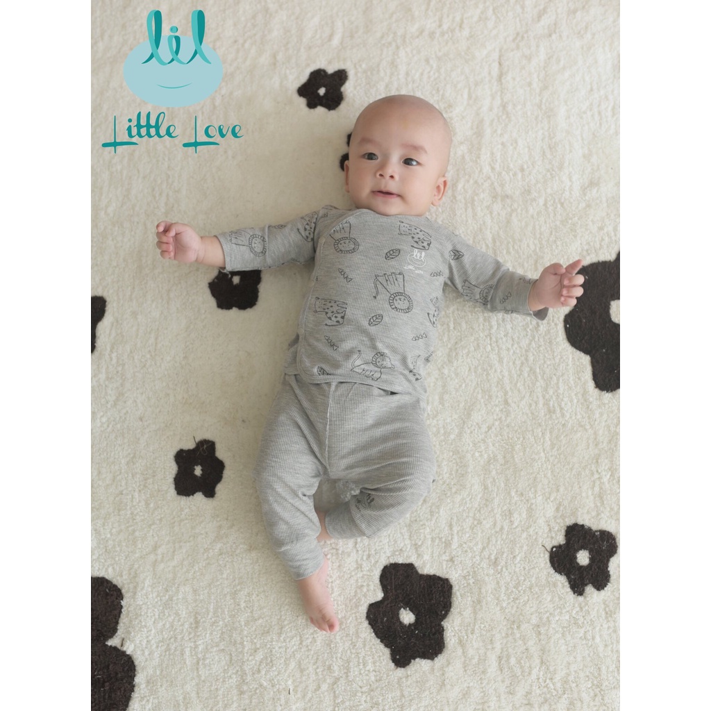 Bộ quần áo dài tay cài lệch chất vải tăm in tràn cho trẻ từ 0-6m little love (LDT83)