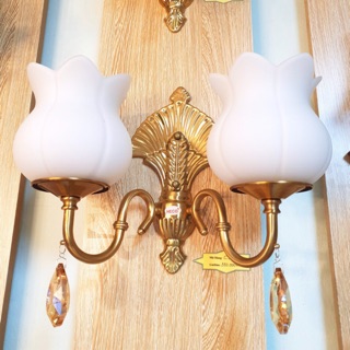 Đèn treo tường trang trí