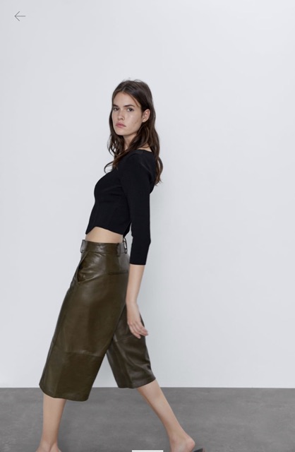 (Sẵn) Áo len croptop cổ vuông Zara auth canh sale