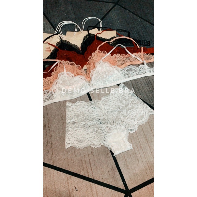 JOLIE set - set áo đáp ren + quần cạp cao | BigBuy360 - bigbuy360.vn