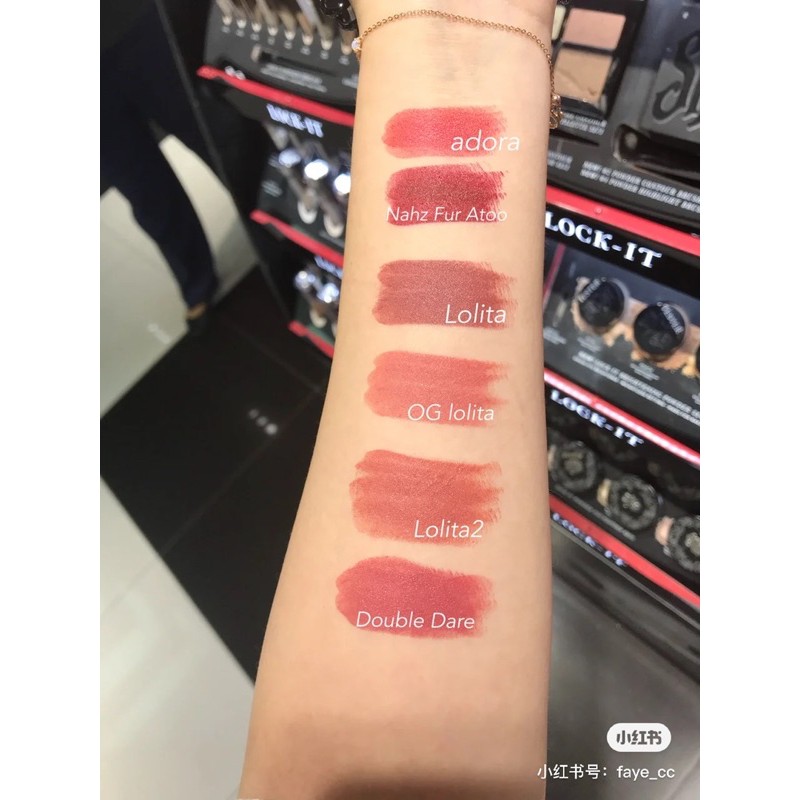 [BILL US/SEPHORA] Son thỏi lì Kat Von D Studded Kiss Crème Lipstick