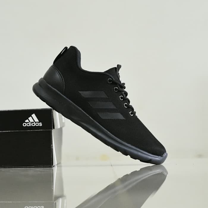 Giày Thể Thao Adidas Cloudfoam Màu Đen Size 38 Thời Trang Năng Động