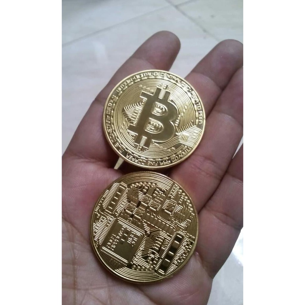 Đồng Xu Bitcoin Mạ Vàng