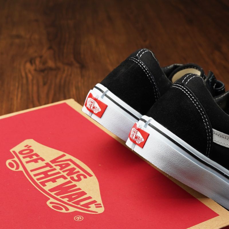 Giày Thể Thao Vans Old Skool V Vải Canvas Phối Màu Đen Trắng Cá Tính