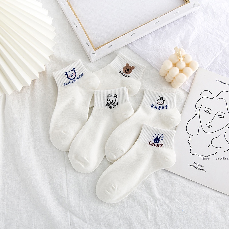 Tất Vớ Cổ Ngắn Nữ Tone Trắng Họa Tiết Gấu Xinh Vải Cotton
