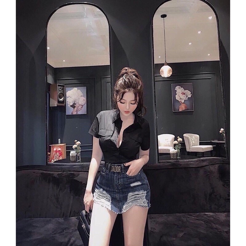 Sơmi tay ngắn Gu c.ci in mặc sau trước