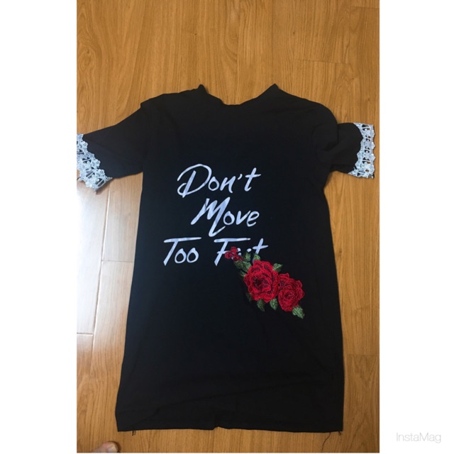 Váy suông tay đáp ren