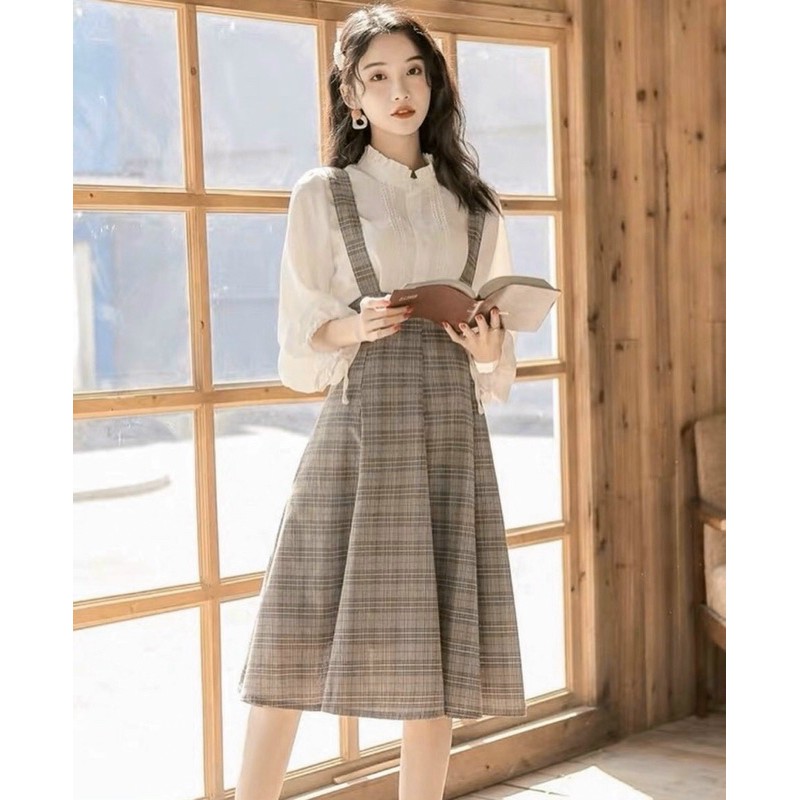 Sét váy yếm + áo sơ mi tiểu thư,Sét Bò Di o Siêu Xinh