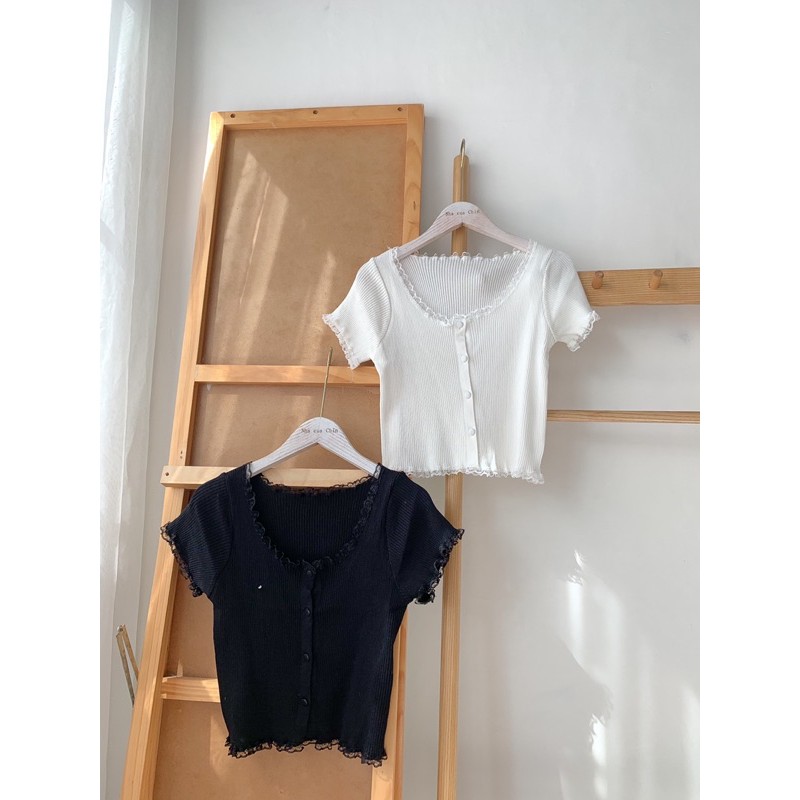 Áo croptop phối ren