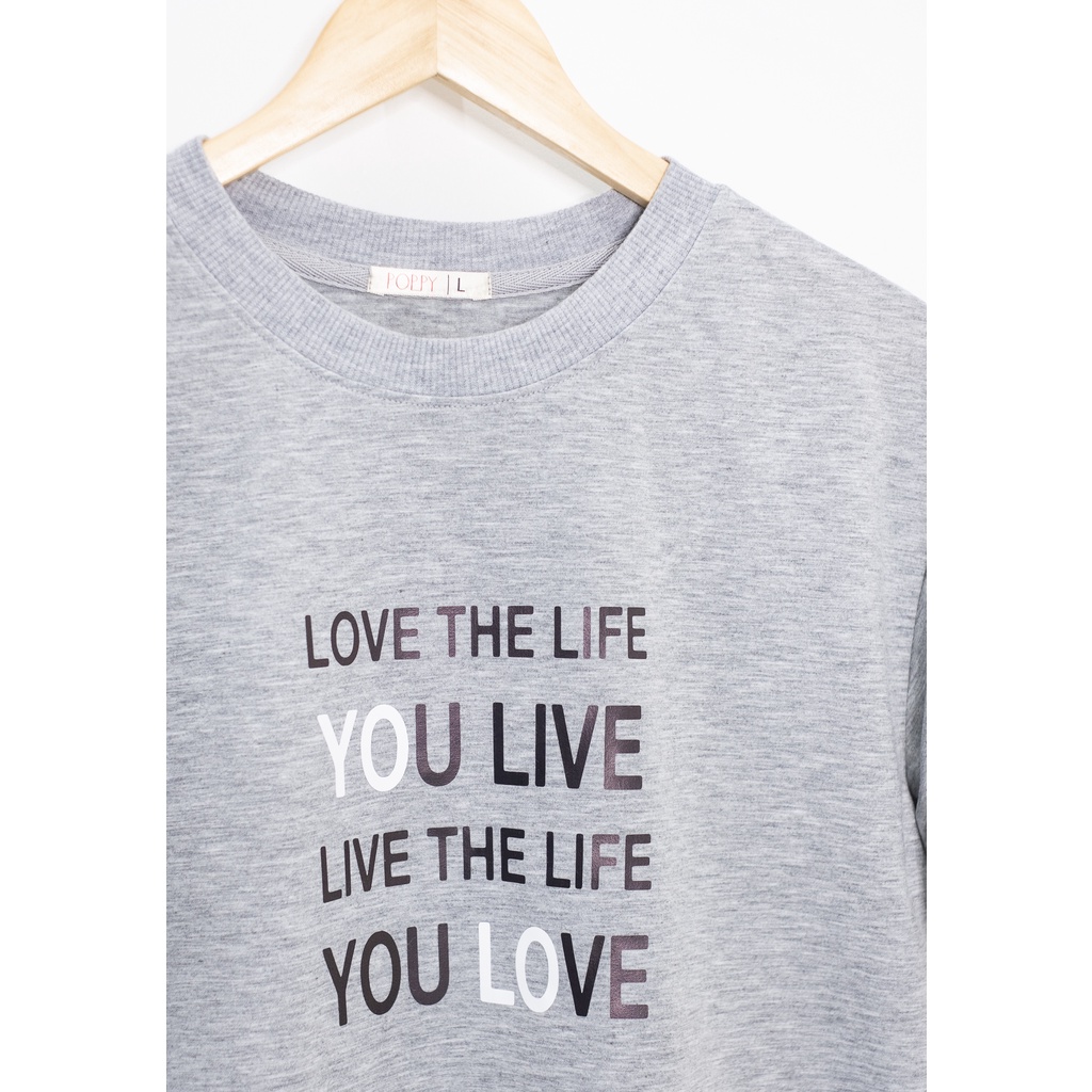 Áo thun unisex form rộng in hình YOLO