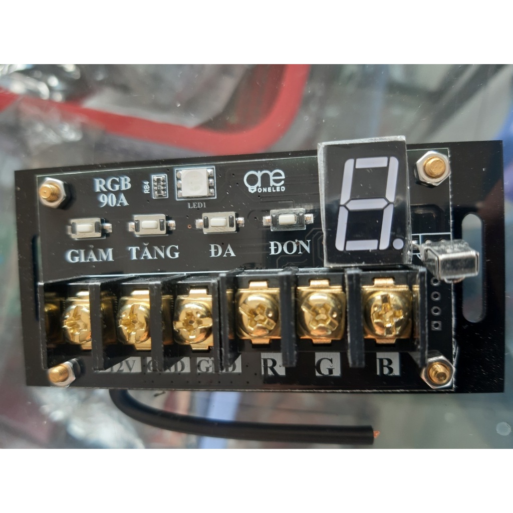 MẠCH LED 7 MÀU RGB 90A NHÁY THEO NHẠC