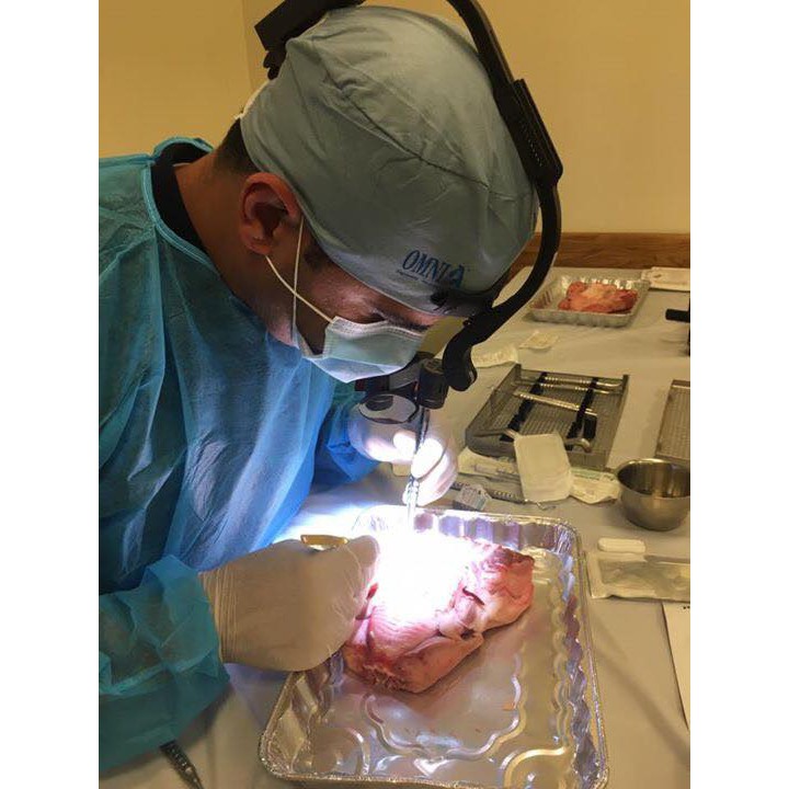 Đèn phẫu thuật kèm kính lúp Headlamp Dr Kim Hàn Quốc