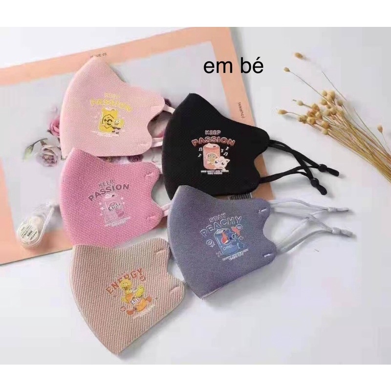 1 bịt 20 cái khẩu trang su bé hình