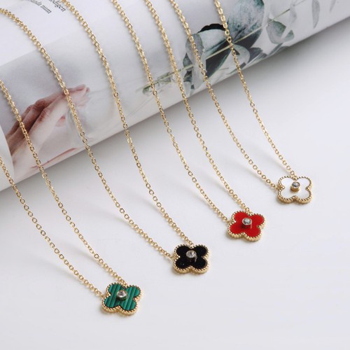 Dây Chuyền Mặt Cỏ 4 Lá Nhiều Màu Thép Titan Ko Han Rỉ TT 3722