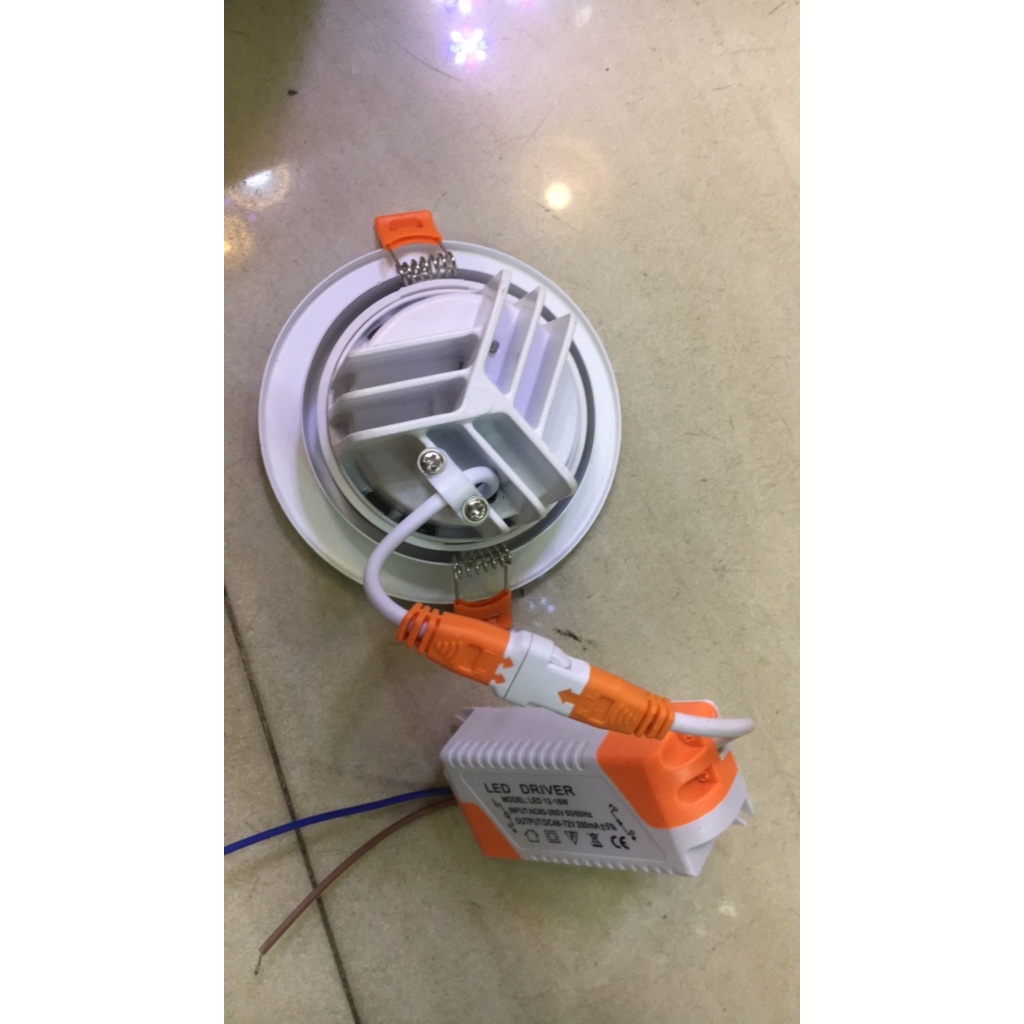 Đèn led âm trần chip cob 5w-10w-20w  xoay góc 45 độ  ánh sáng trắng , vàng bảo hành 2 năm