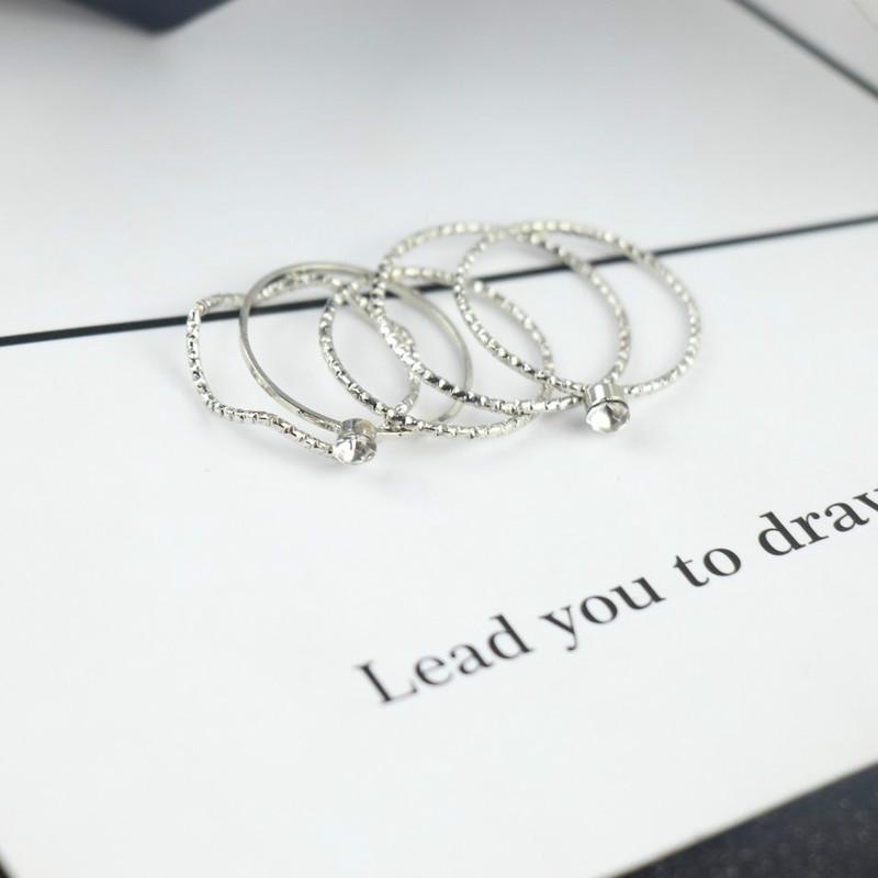 Fashionable Women's Metallic Gemstone Ring Set