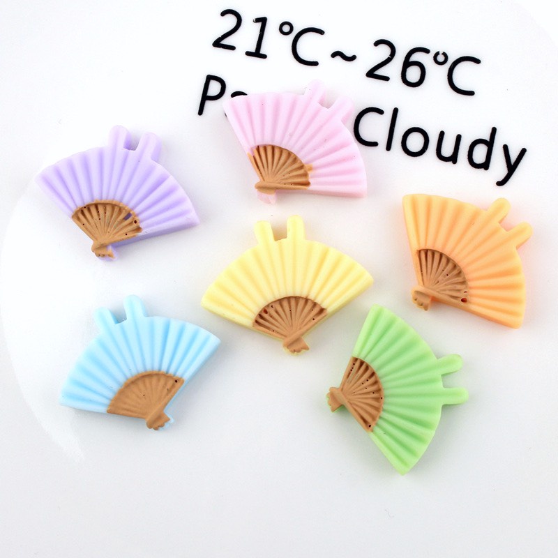 Charm (C414) slime/ Dụng Cụ Charm Trang Trí [Ko Keo &amp; Nút] Hình Quạt Thỏ Xinh Xắn (2.5x2cm)